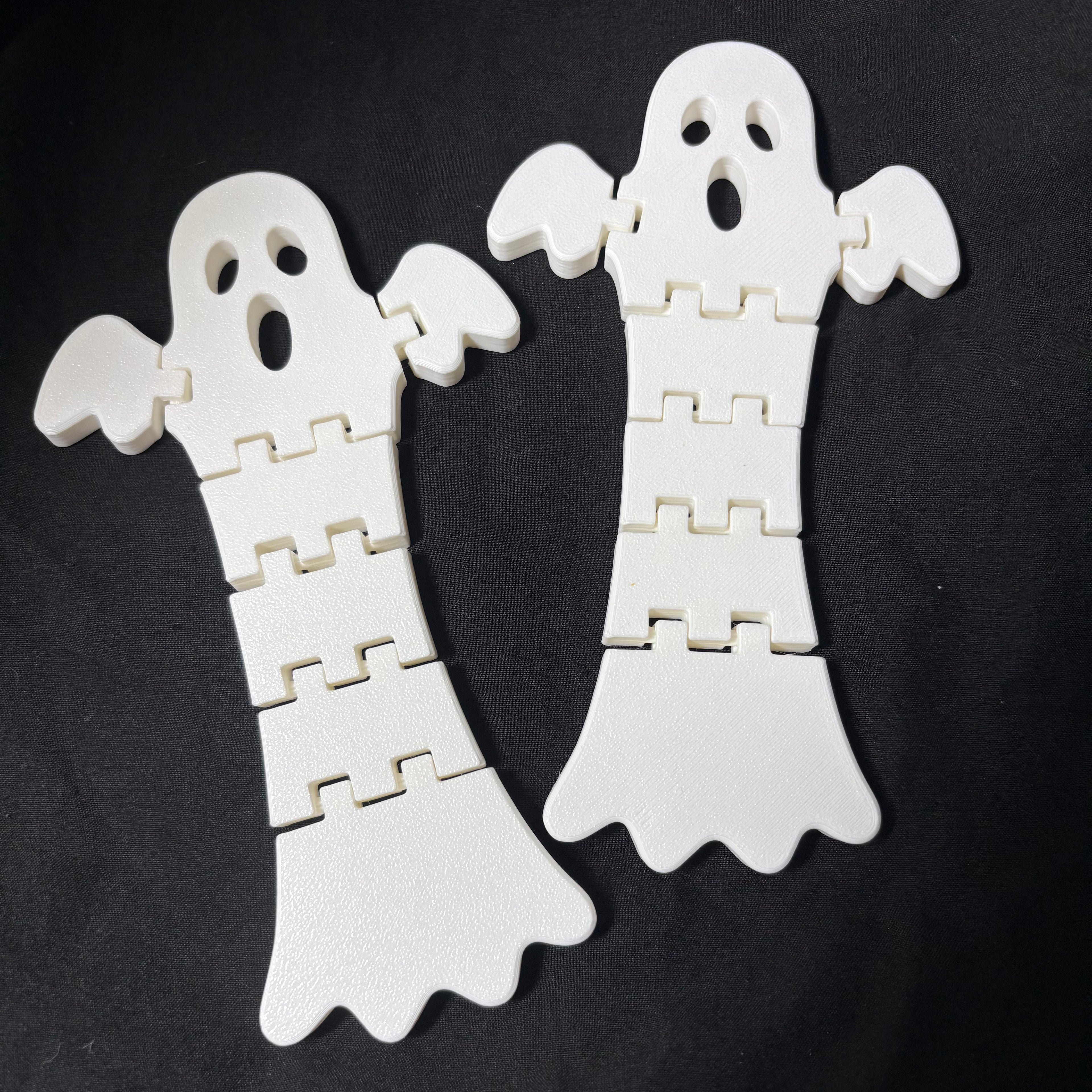 ghost fidget - 6.25”