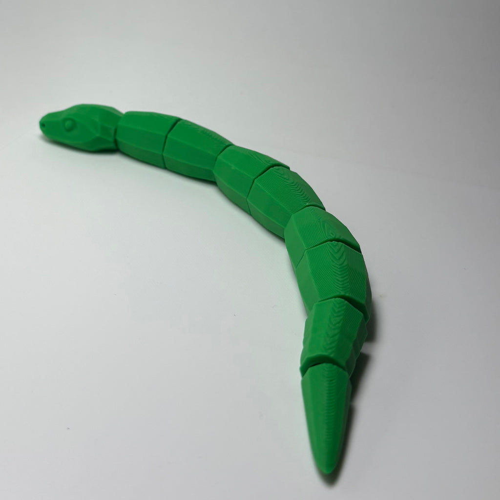 slightly chunky snake - 8.5”